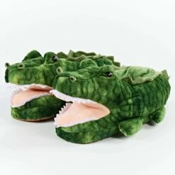 Swampy The Alligator Kids Slippers -Oooh Yeah Socks Store GWP23903 1 190e4d8a 1fd0 48bd a47b da514d2d3013